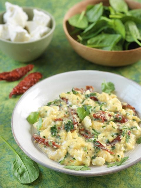 Brouillade fromage de brebis et tomates séchées - Recette à Prix Engagés Mai 2023 Brouillade fromage de brebis et tomates séchées - Recette à Prix Engagés Mai 2023